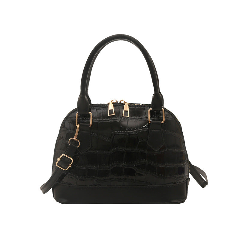 Borsa a Tracolla "Urban Minimalism" Shell-Shaped con Texture Stone e Chiusura Safe-Zip