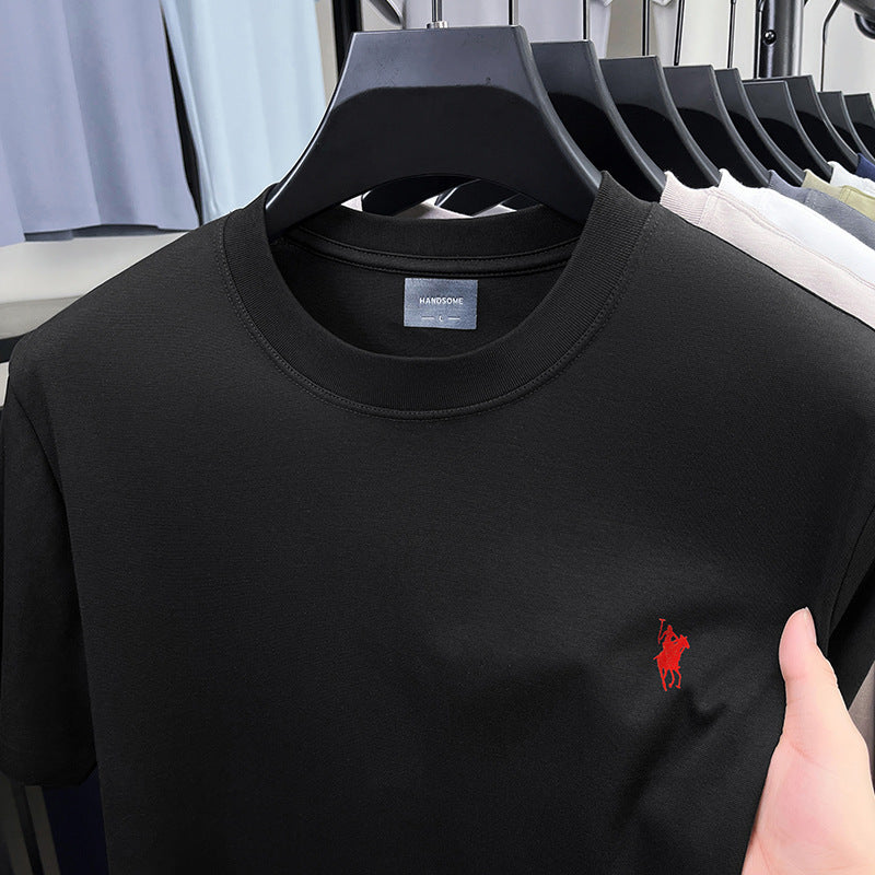 T-Shirt High-End: Embroidered Essential 2026