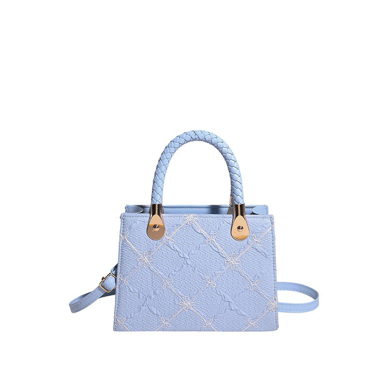 Borsa "Fresh & Sweet" Horizontal Square con Tasca 3D e Finiture Stitching