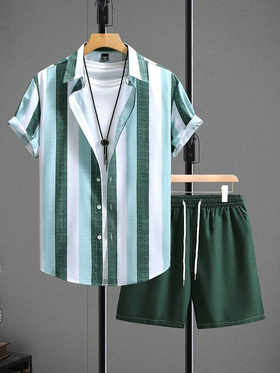 Camicia a Maniche Corte e Shorts in Tessuto Elasticizzato