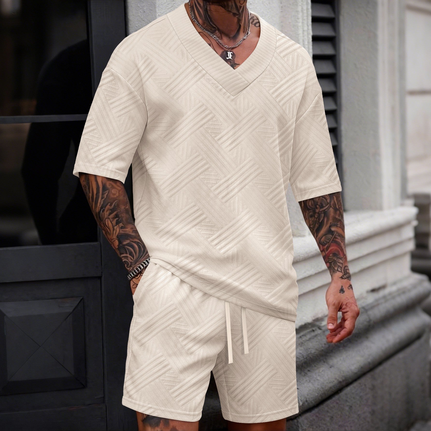 Completo V-Neck e Shorts