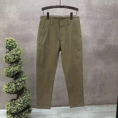 Pantaloni Nine-Point con Cintura Integrata e Silhouette Niche Design
