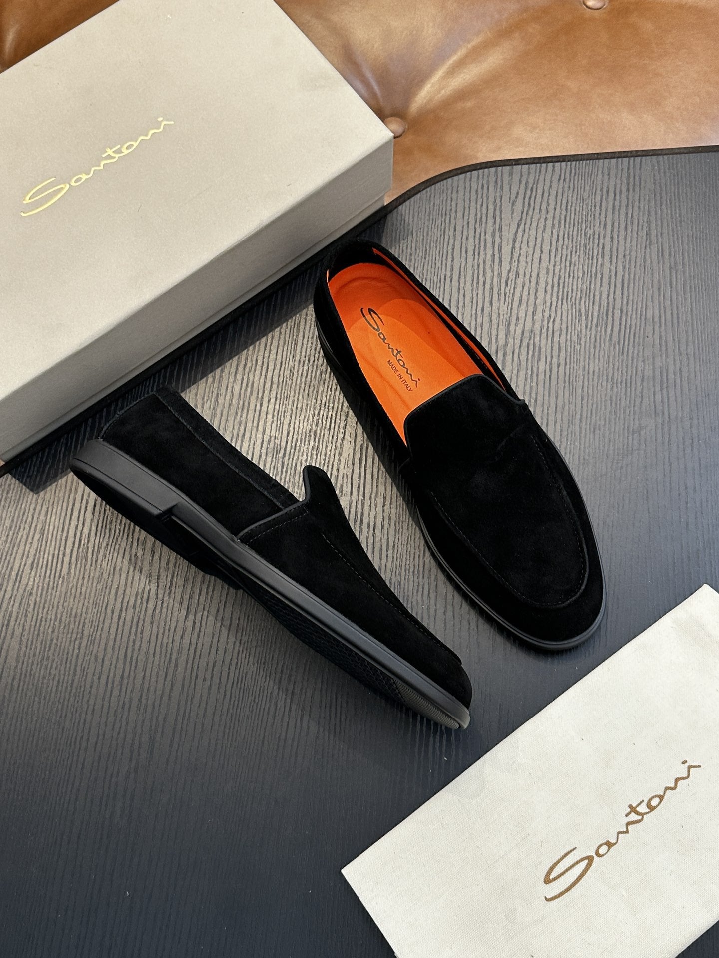 Calzatura Casual in Primo Fiore con Sistema Absorb-Sweat e Design Sleeves/Galoshes