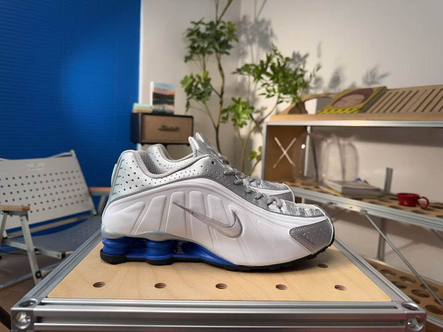 Shox R4