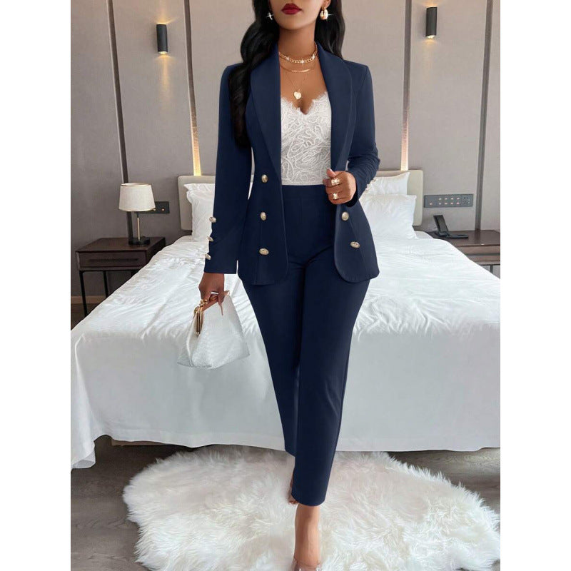 Set Due Pezzi con Top Knitted e Pantaloni Mid-Length