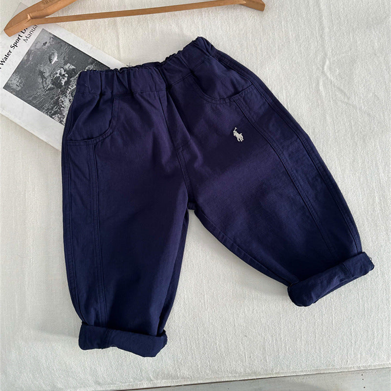 Pantaloni Stretch: Korean Minimal 2026