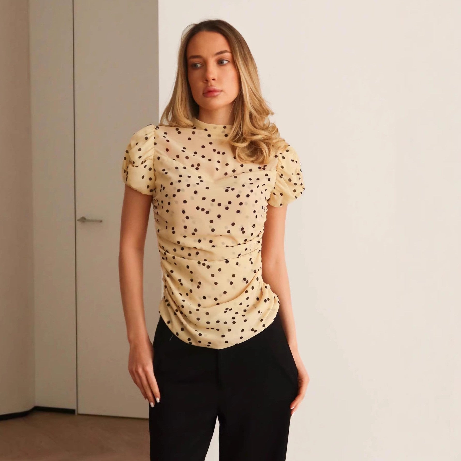 Blusa a pois