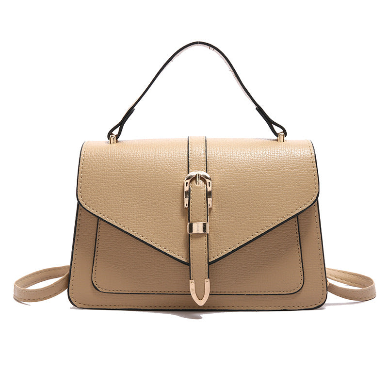 Borsa "Street Fashion" Horizontal Square con Texture Crocodile e Chiusura Magnetic-Snap