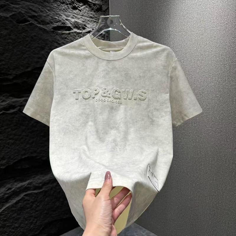 T-Shirt Embossed: Steel-Stamped Luxury 2026
