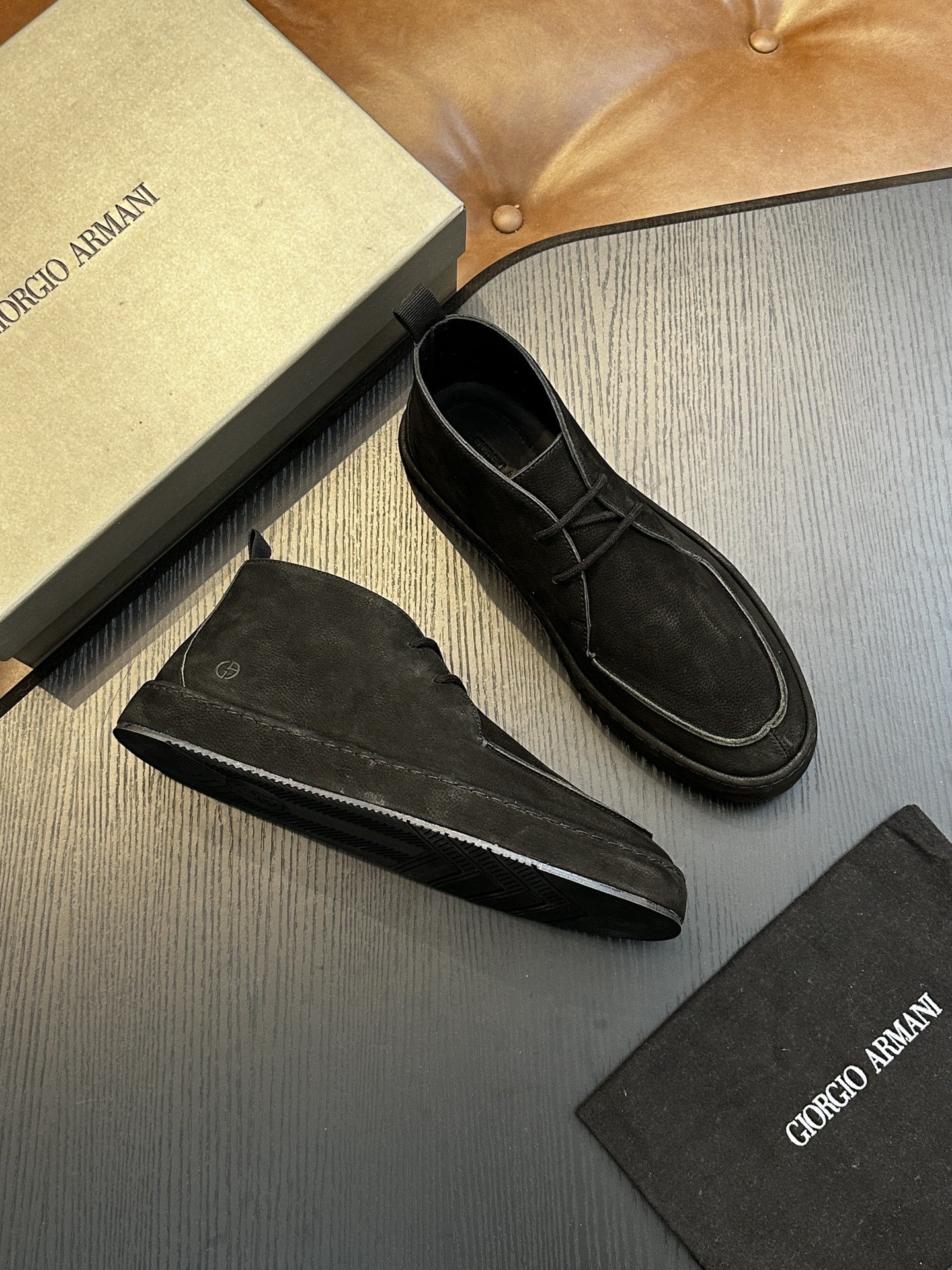 Calzatura Casual in Primo Fiore con Sistema Absorb-Sweat e Silhouette Naked-Boot