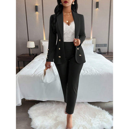 Set Due Pezzi con Top Knitted e Pantaloni Mid-Length