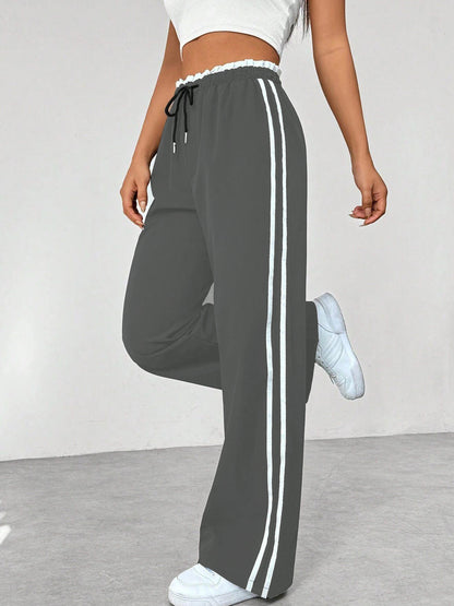 Pantaloni Wide-Leg High-Waist con Cintura Coordinata e Dettaglio Flanging