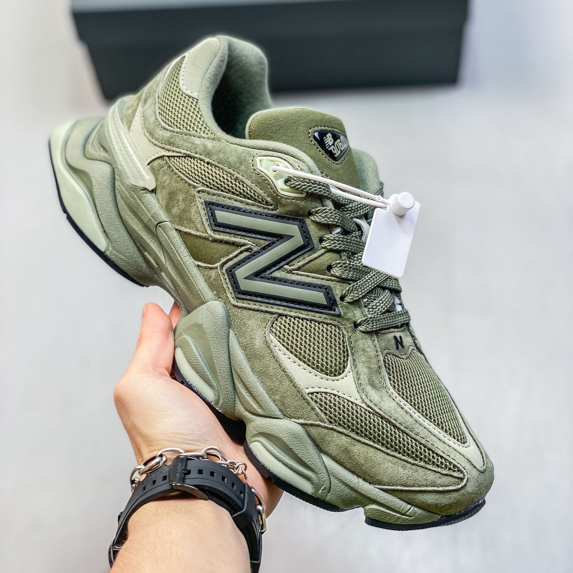 New Balance 9060