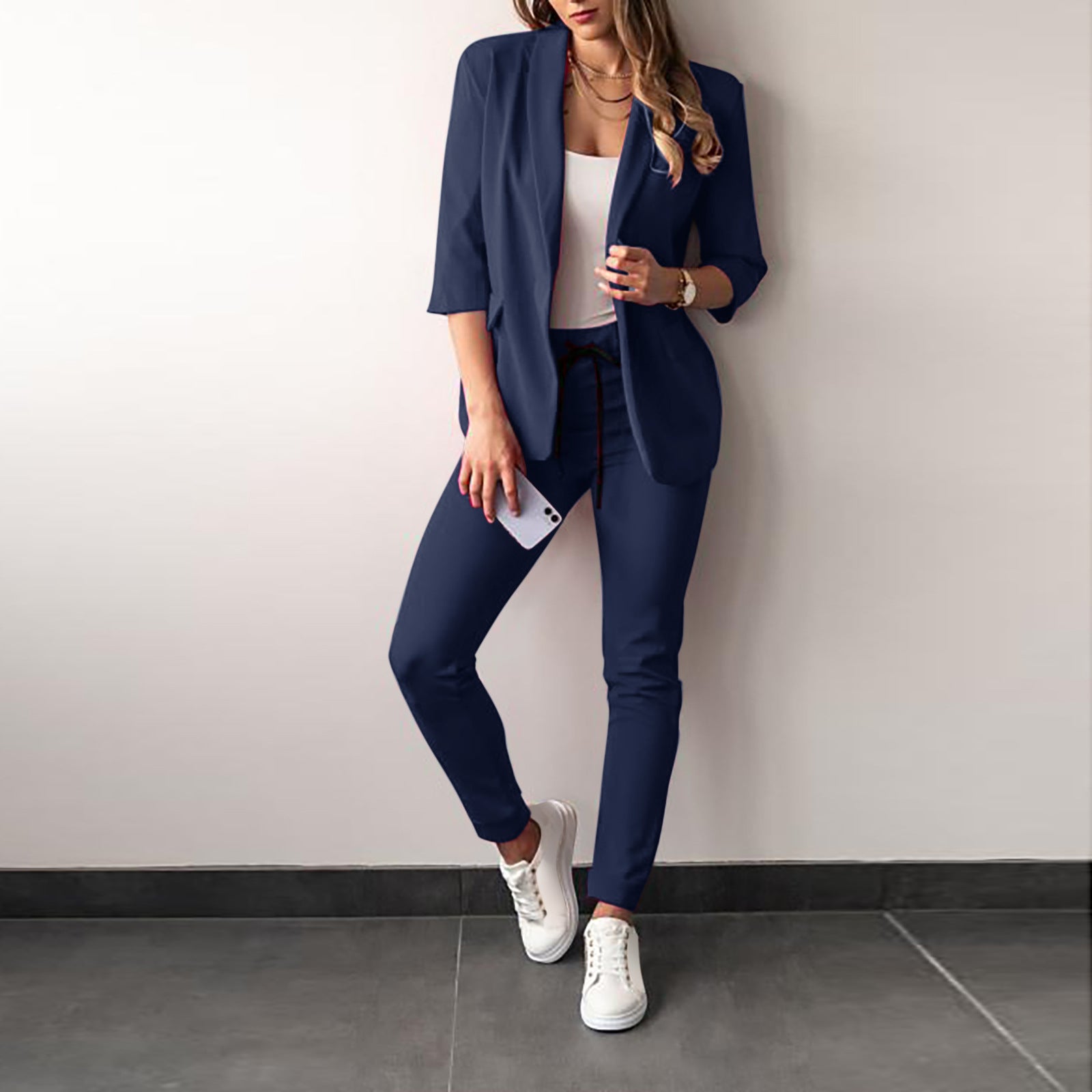 Completo Pantalone "Elegant Wind" per il Business Contemporaneo