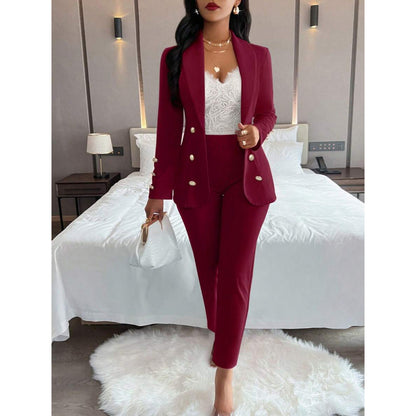 Set Due Pezzi con Top Knitted e Pantaloni Mid-Length