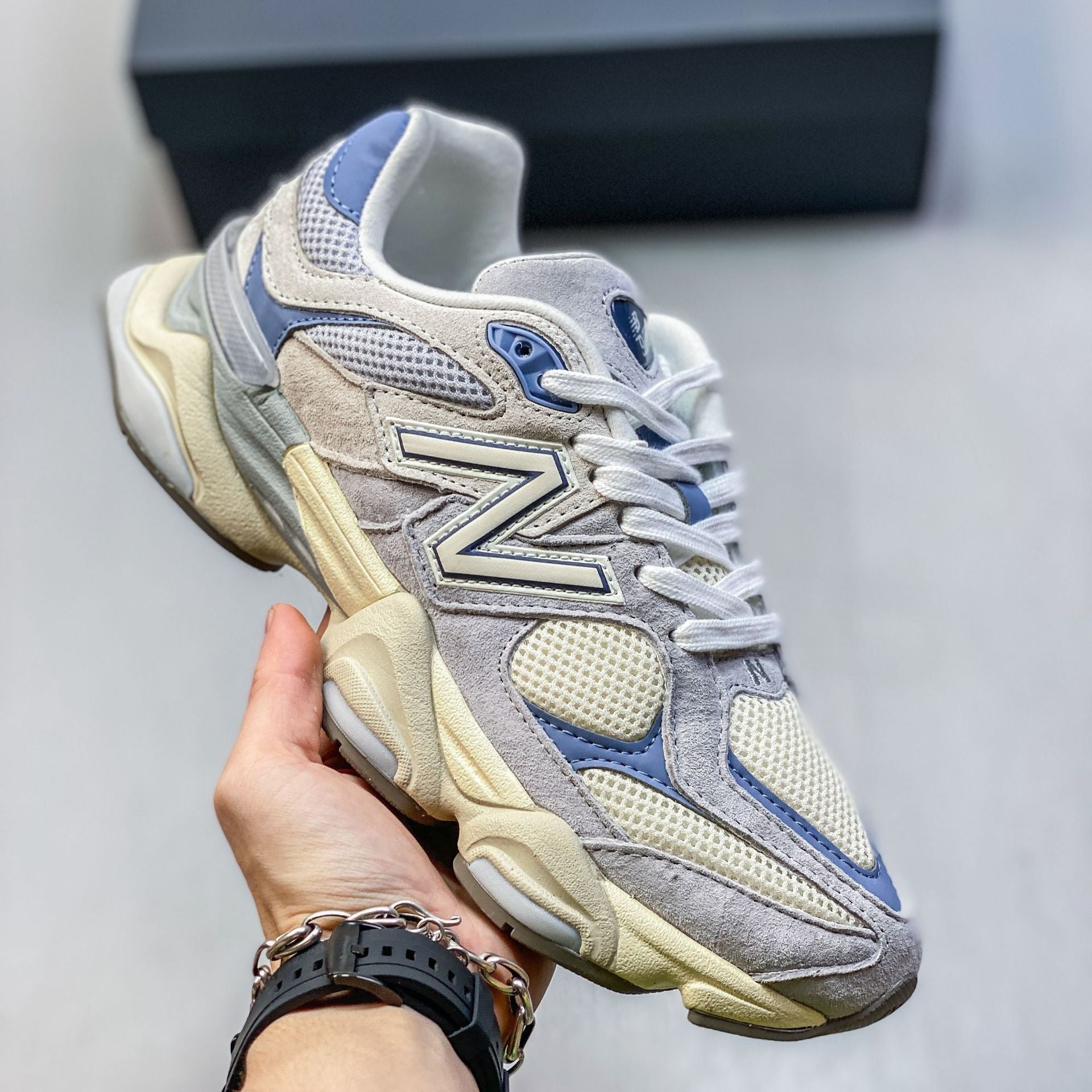 New Balance 9060