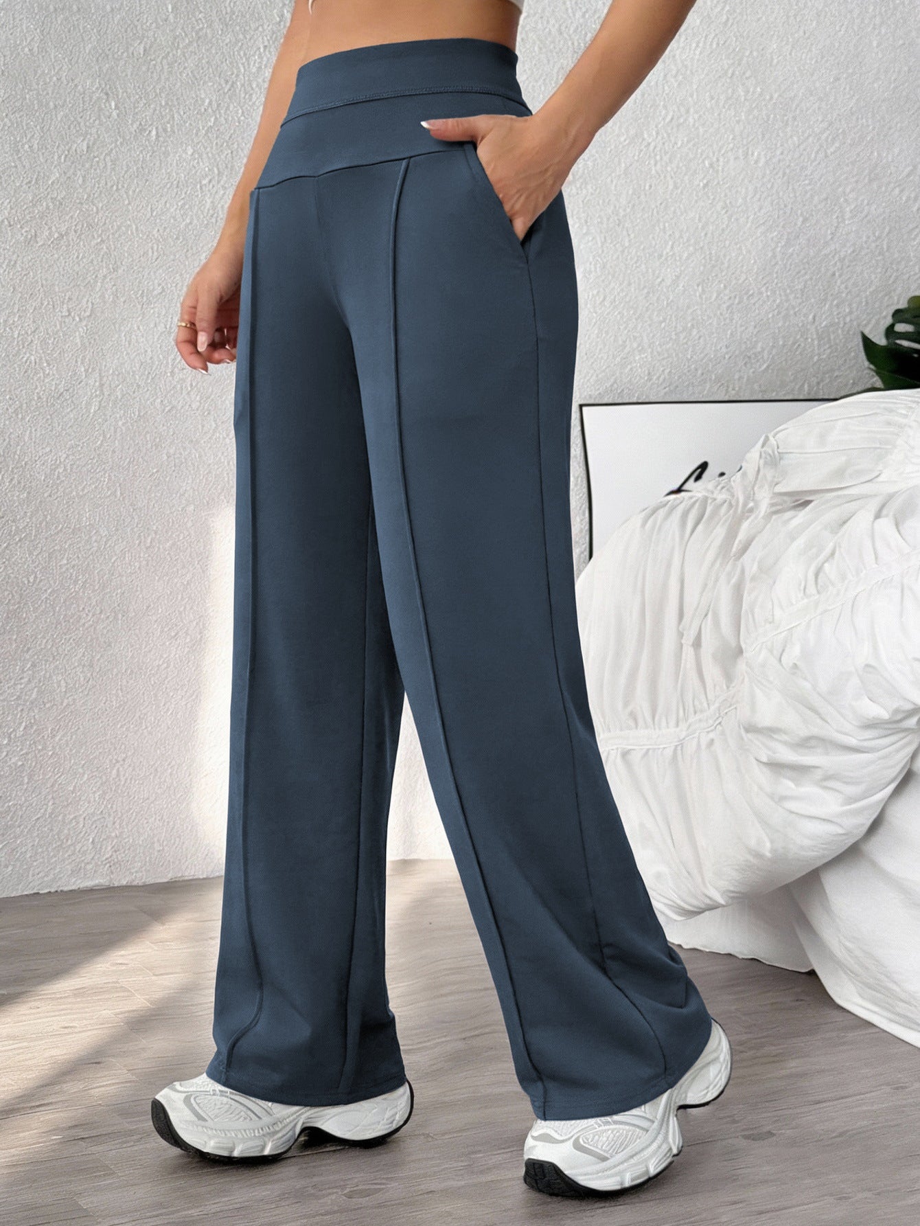 Pantalone Straight-Leg All-Season con Tecnologia Breathable e Struttura JU721