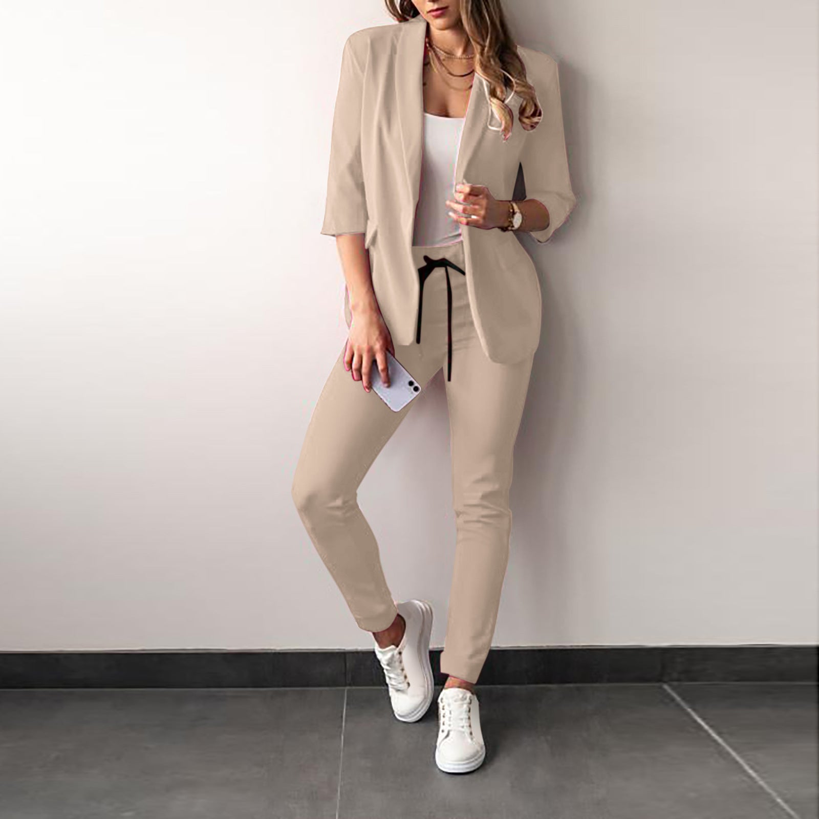 Completo Pantalone "Elegant Wind" per il Business Contemporaneo
