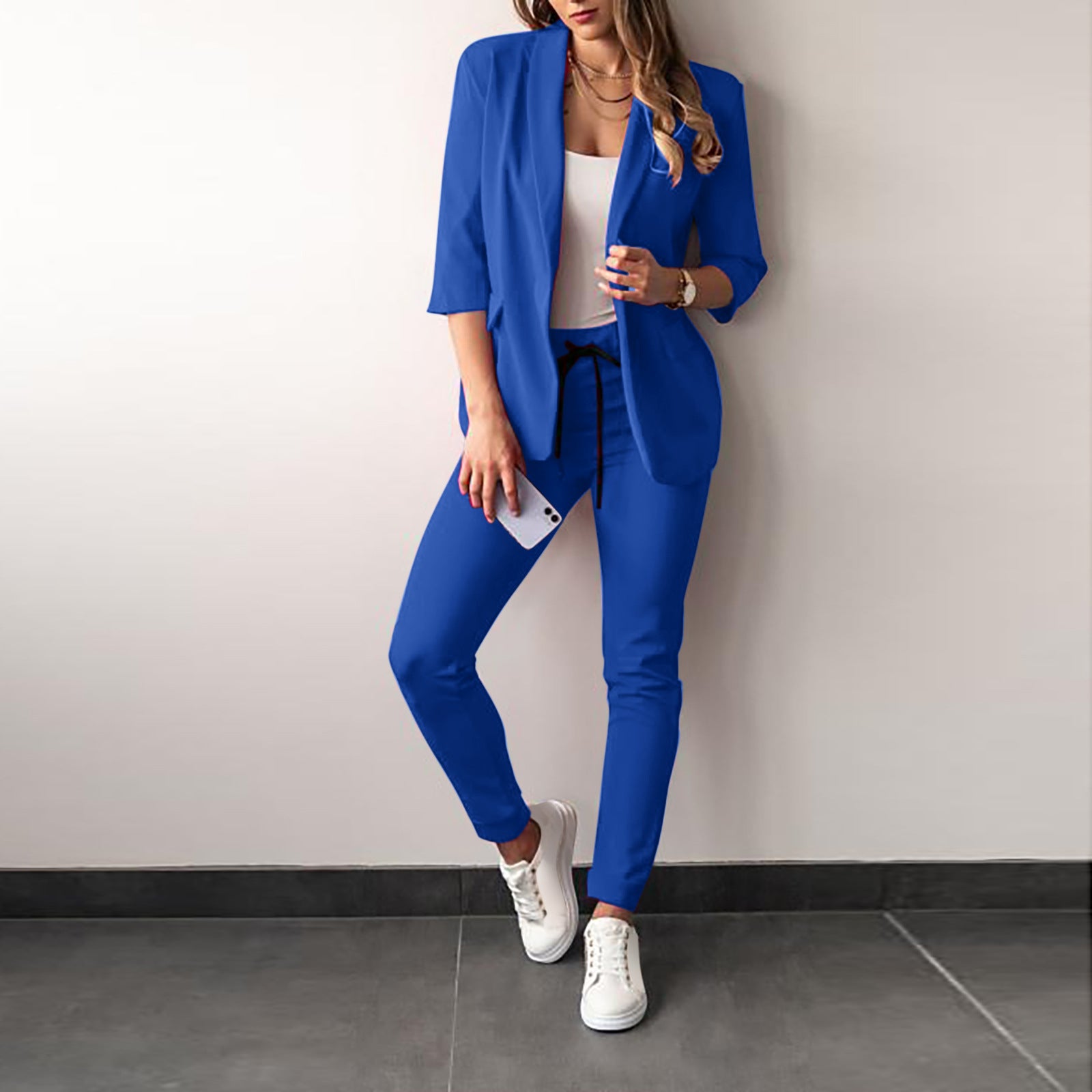Completo Pantalone "Elegant Wind" per il Business Contemporaneo