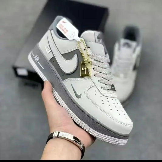 AF1 Dark Gray Air Force - Friction Squeak