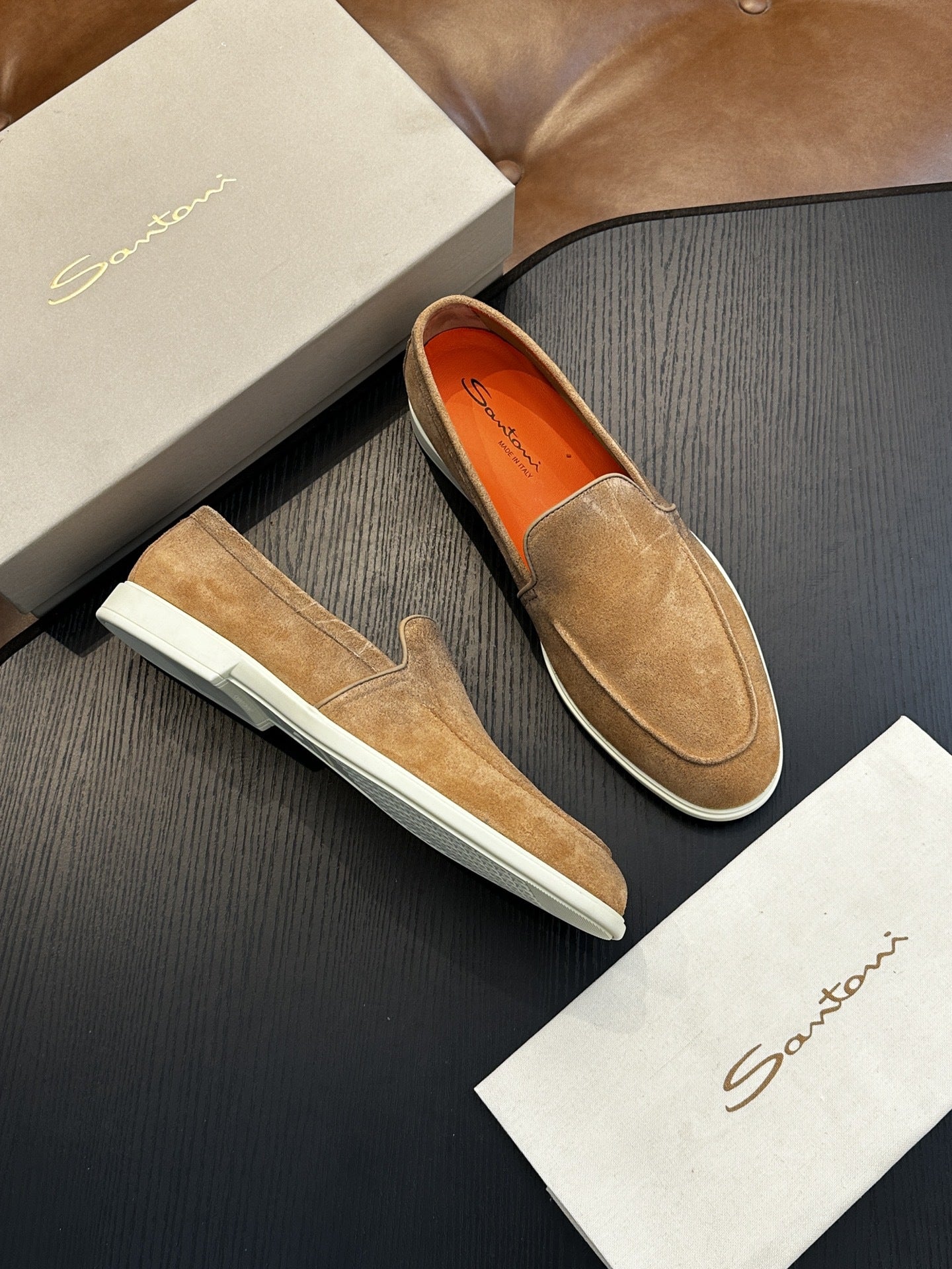 Calzatura Casual in Primo Fiore con Sistema Absorb-Sweat e Design Sleeves/Galoshes