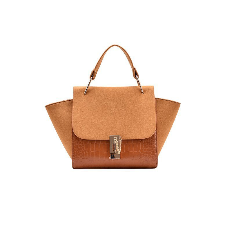 Minimalismo Frosted: Wing-Bag 2026