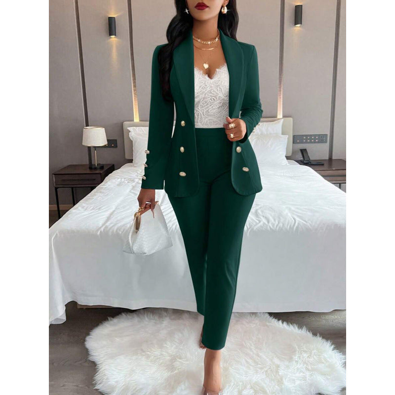 Set Due Pezzi con Top Knitted e Pantaloni Mid-Length