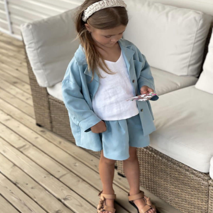 Completo Due Pezzi in Misto Lino con Giacca a Bottone Singolo e Shorts