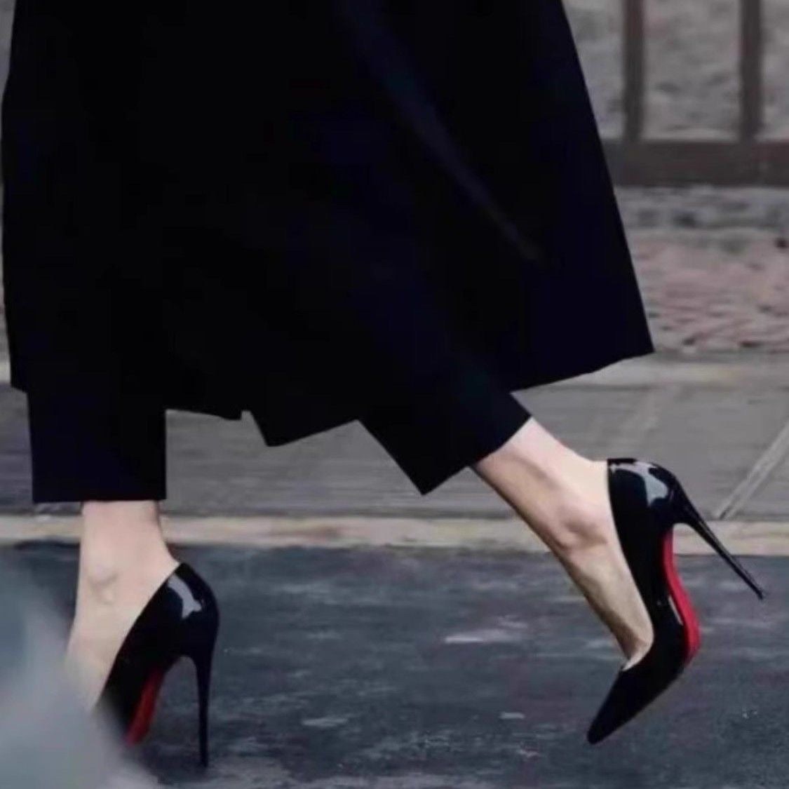 Décolleté Classiche a Punta con Tacco a Spillo – Eleganza Everyday High-Heel