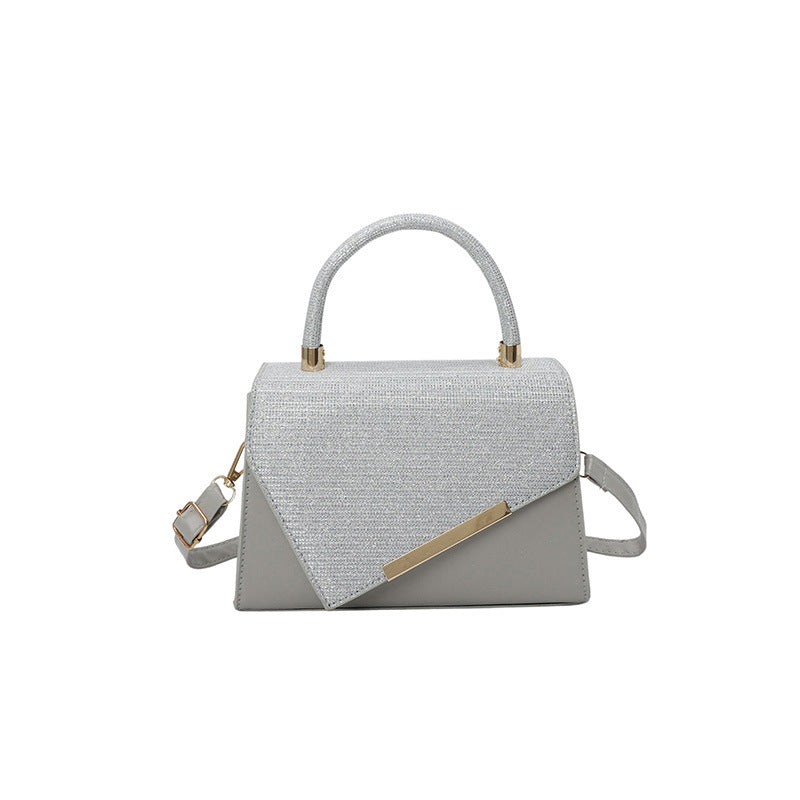 Borsa "Street Fashion" Horizontal Square Metal & Matt con Chiusura a Patta