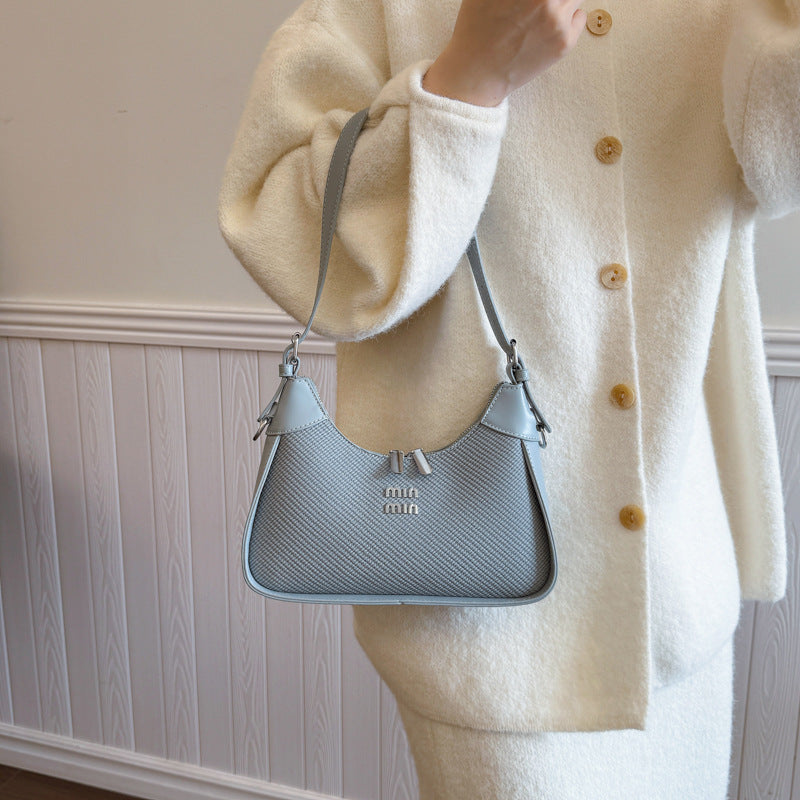 Armpit Bag "Dumpling Shape" con Doppia Tracolla e Scomparto Interno Laminato