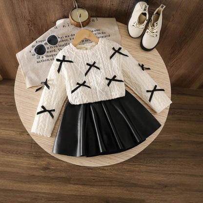 Completo Due Pezzi in Tessuto Blended con Dettaglio Bow Tie e Silhouette Skirt-Suit