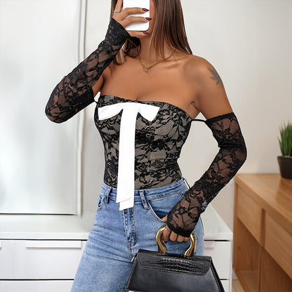 Jumpsuit in Pizzo a Maniche Lunghe con Dettaglio Bow Tie e Taglio a Tre Quarti