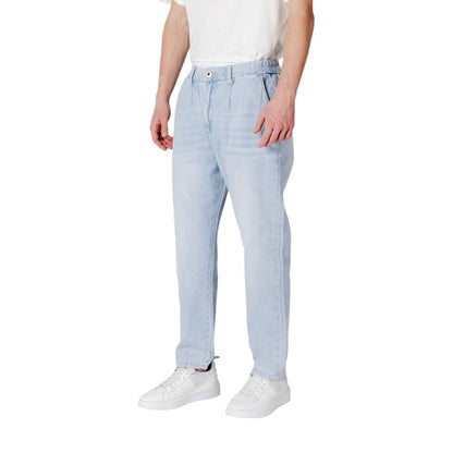 Jeans Tapered Fit